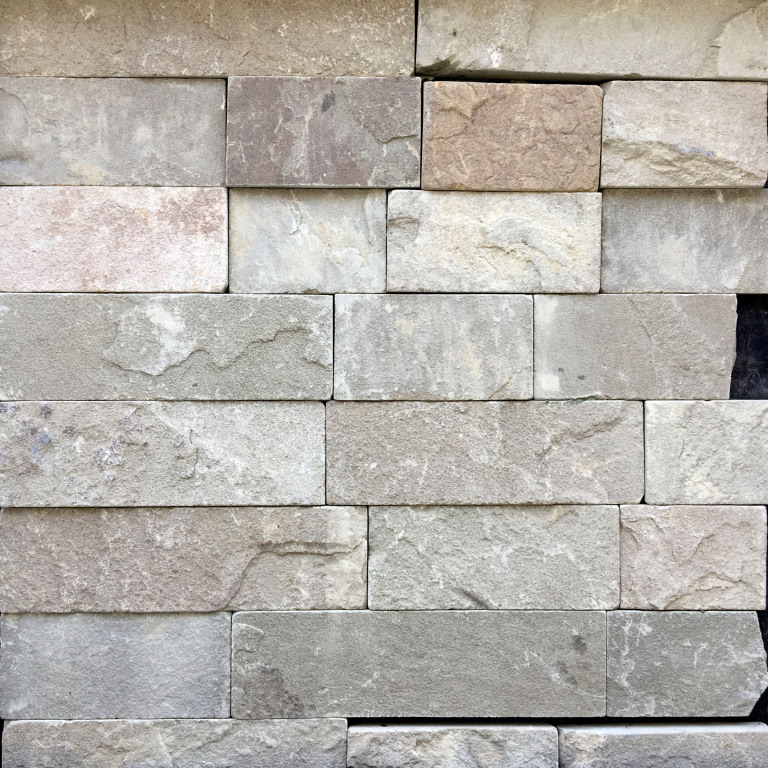 Луганський пісковик оливковий торцьований 7,5 (см)