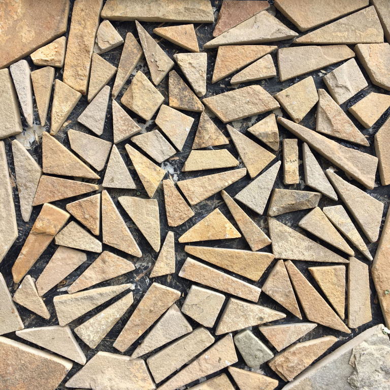 Луганський піщаник рудий мозаїка