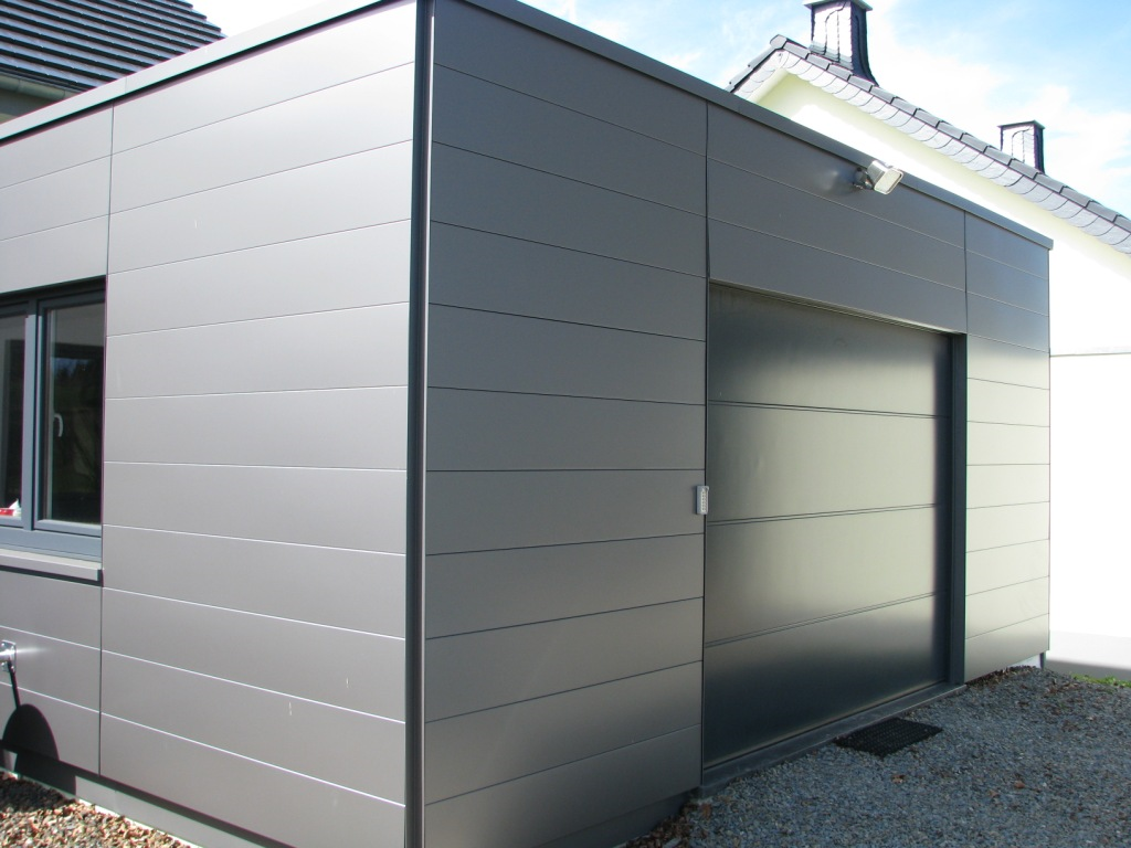 Встановлення та обслуговування фасадних планкових касет Lamella